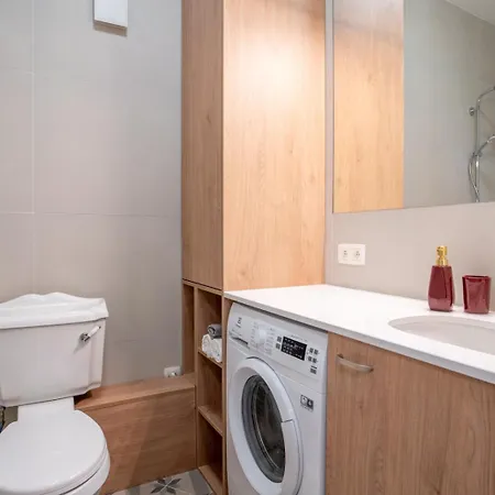 Apartament Stylish In The Center Of